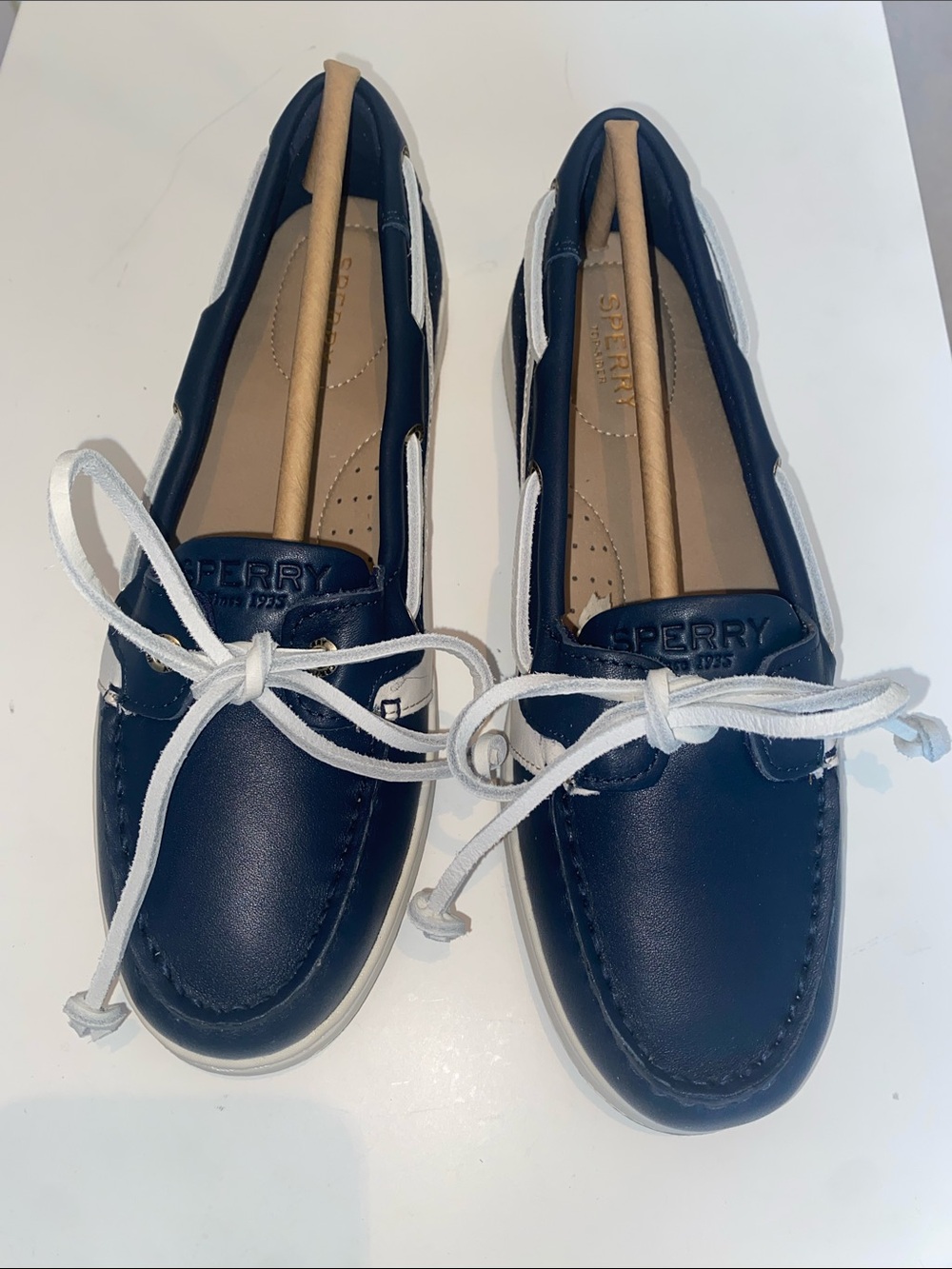 NIB Sperry Topsiders Starfish Boat Shoes in Navy/White Size 8.5M